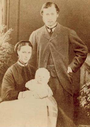 King Edward VII young with wife and Children.jpg