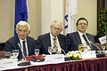 Description: Description: http://upload.wikimedia.org/wikipedia/commons/thumb/1/13/Buzek-van_rompuy-_barroso_.jpg/120px-Buzek-van_rompuy-_barroso_.jpg